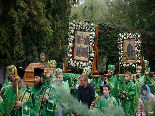 В Святогорской лавре тысячи верующих УПЦ отпраздновали Собор Святогорских святых